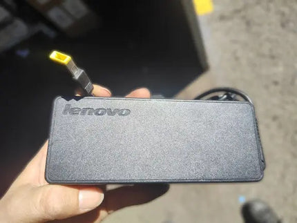 Cargador Lenovo Original ADP-120TH 120 W 20 V 6 A Slim Tip Usado