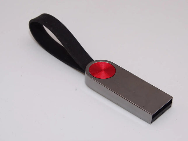 Pendrive Usb 8gb Ceamere Metálico Con Asa De Silicona